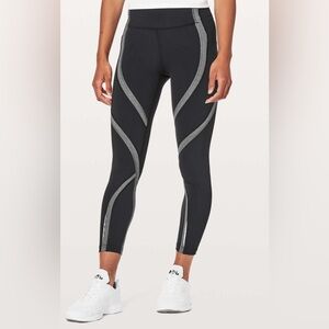 Lululemon Wild Twist 7/8 Tight *25" Legging Black/ Heathered Black Sz 4